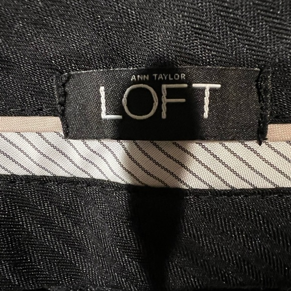 Ann Taylor loft, black Marisa trouser size 6 flare leg - Picture 5 of 8